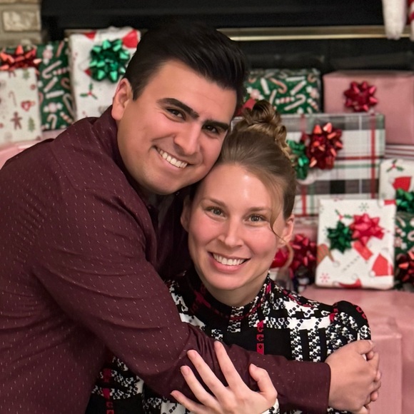 Meet your Posher, Ashley - Picture 1 of 1